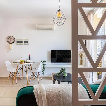 Apartment Johny's Spot In Larnaka