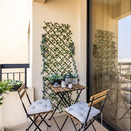 Johny's Spot In 拉纳卡